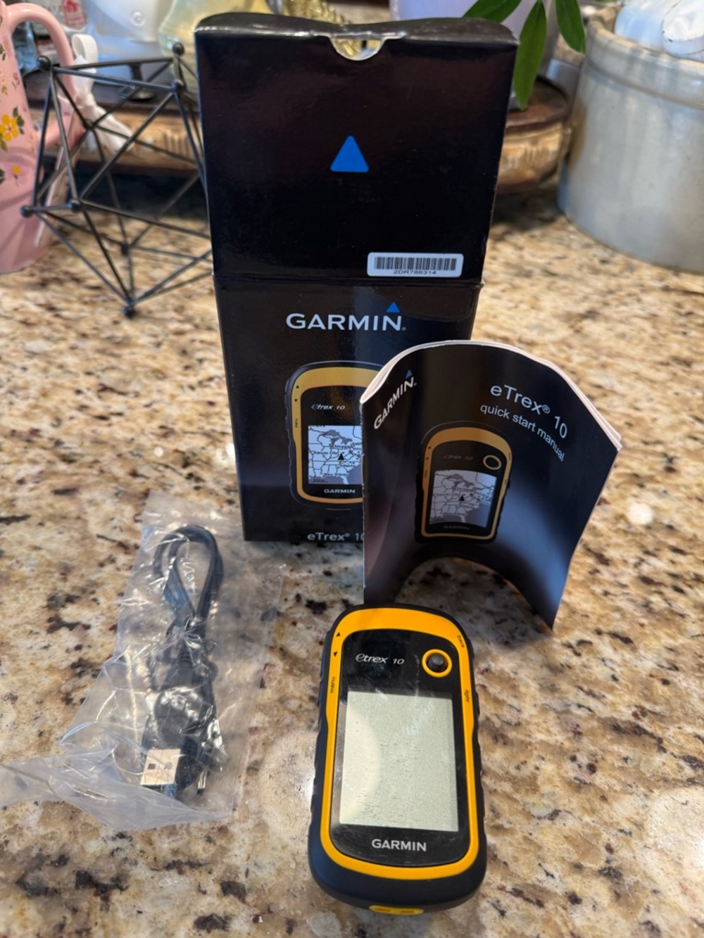 Garmin eTrex 10 Handheld Hiking GPS-Tested